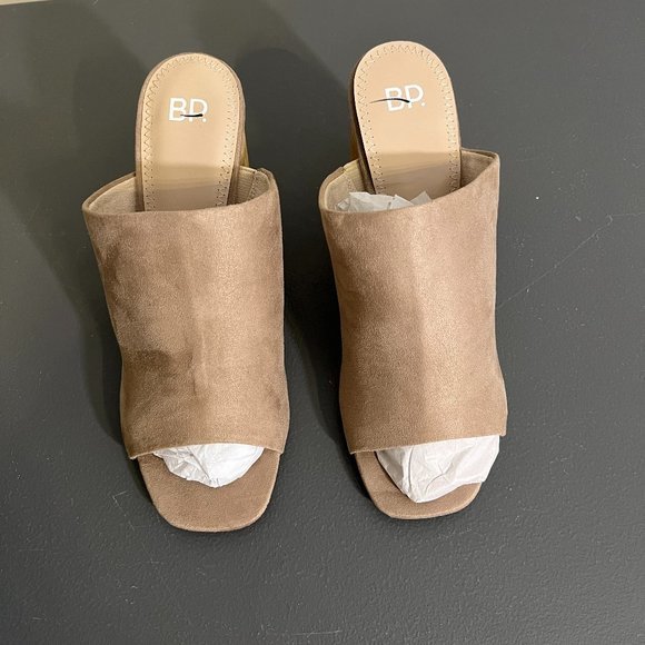 NWOT BP Callum Open Toe Mule in Beige Taupe (8) - Picture 3 of 10